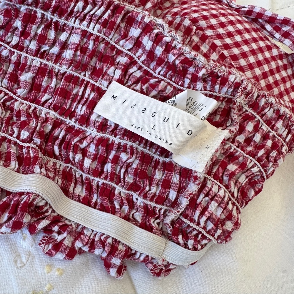 ⚠️❌SOLD⚠️❌Missguided Red Checkered Ruffle Top - Picture 6 of 7